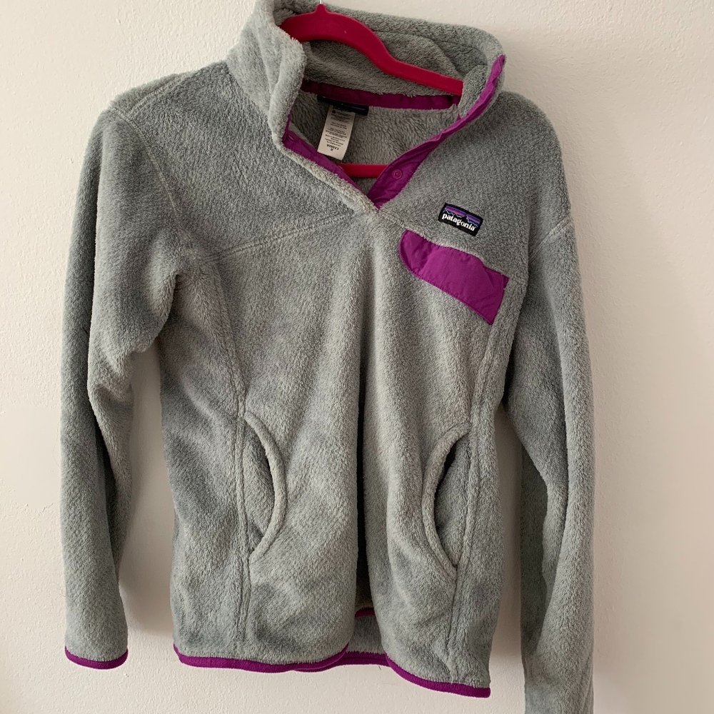 Patagonia Women's Quarter Zip (size M)